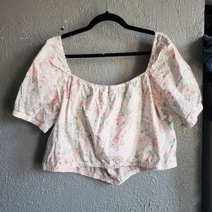 XL H&M Floral Puff Sleeved Crop Top